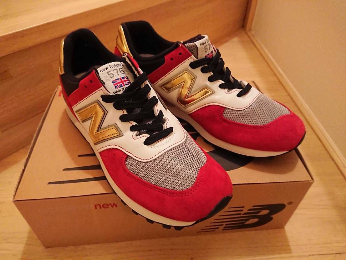 【実家探索】
M576 HANON別注
実家から回収。今まで青ばかり履いていて赤