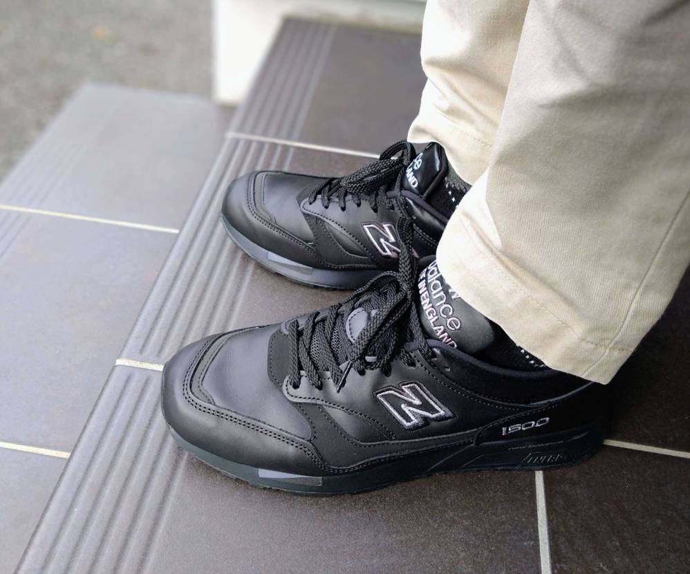 トリブラ通勤
今年もあと1ヶ月…
鍋とレザー👟の季節になりましたな