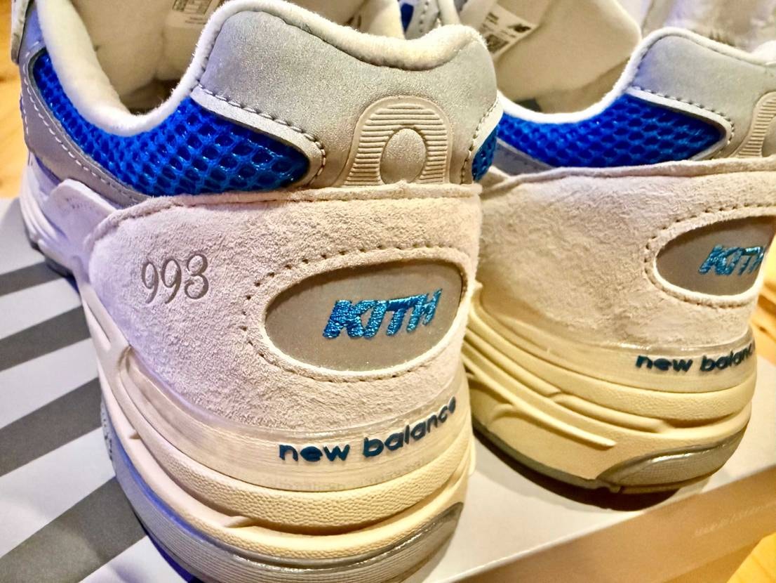 kith×New balanceのWhiteは昨日届きましたが
ネイビーはまだ