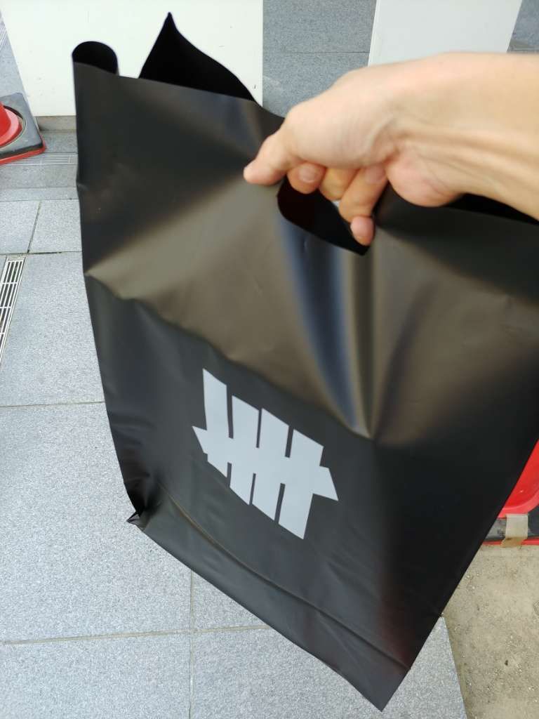 買えた…