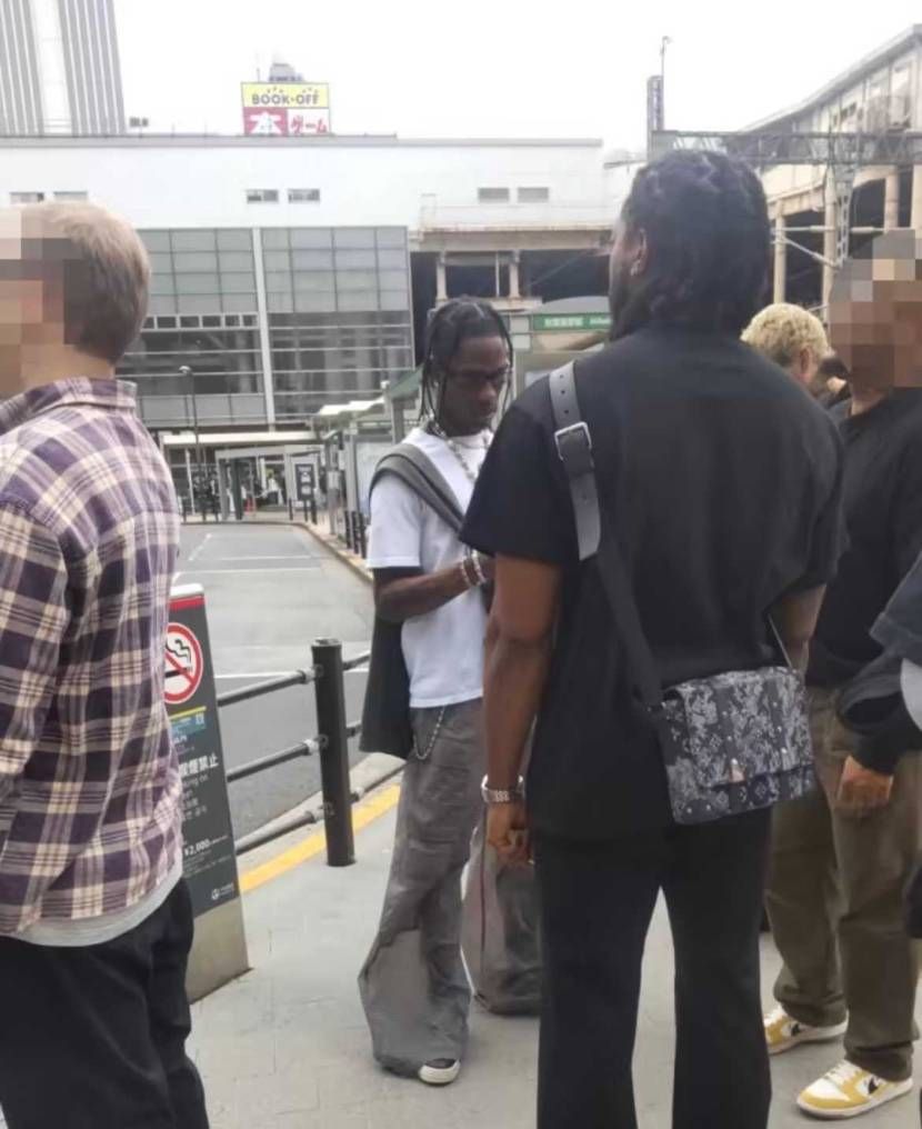 たしかに秋葉原にいたら気づかない自信ある
（ただし原宿でも渋谷でも気づかない）