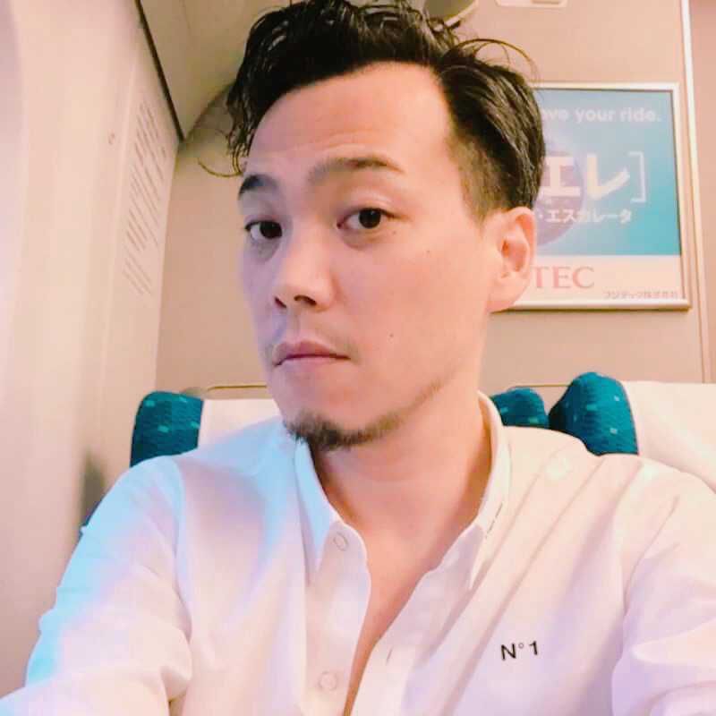 左官 厚
