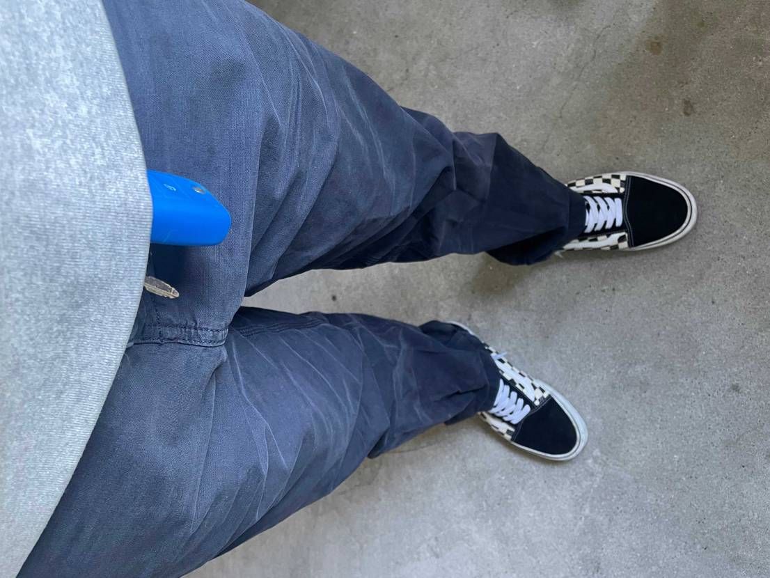 おはよーございまーす
一応、安全靴ということで仕事してます(VANS育てたいだ