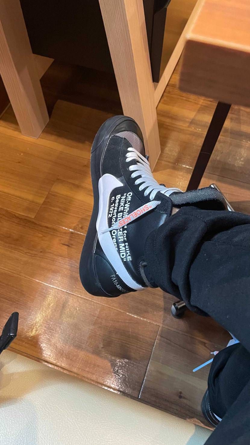 久しぶりにOFF-WHITE × NIKE BLAZER STUDIO MIDを