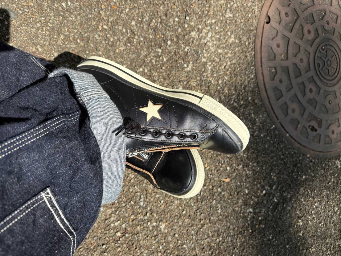 思った以上に履きやすい👟
ジッパー最初はキツかったけど2回