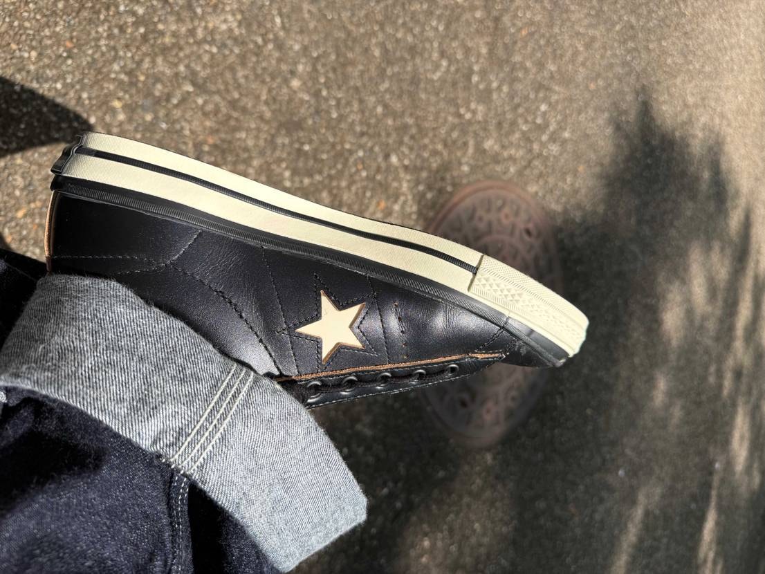 思った以上に履きやすい👟
ジッパー最初はキツかったけど2回目からは
BEST