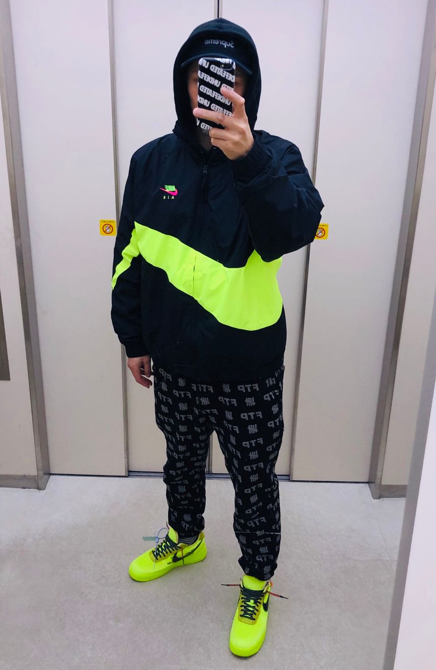 ネオンジャケットとの相性抜群です‼️
卍最高ゥ〜〜🤙🎶✨
nik