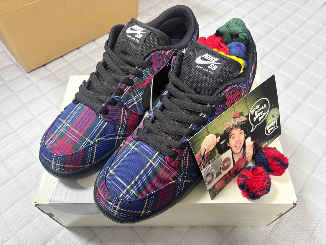 ポンポン取れば実物かなり良いですよ！
女性が履いてたら可愛くて惚れますね🥰