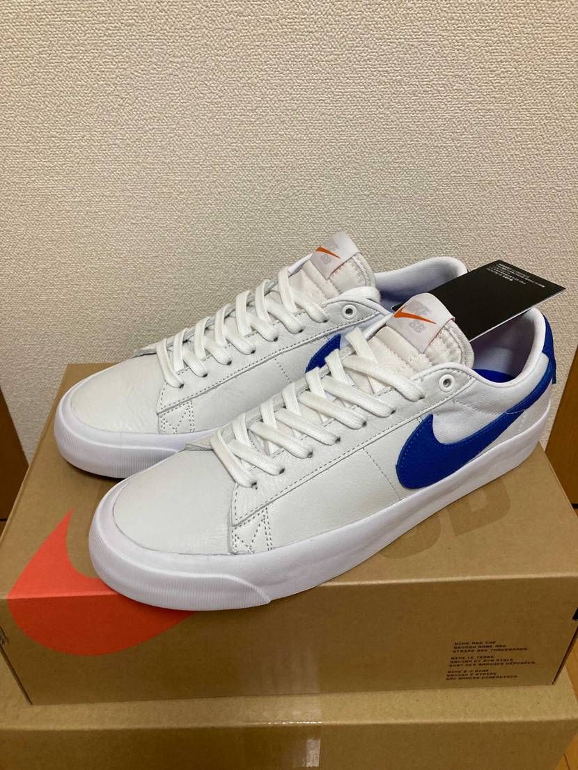 ナイキ Sb オレンジ レーベル ズーム ブレーザー ロー プロ Gt Iso ホワイト バーシティロイヤル のサイズ感 履き心地 評価 評判 のレビュー一覧 スニーカーダンク