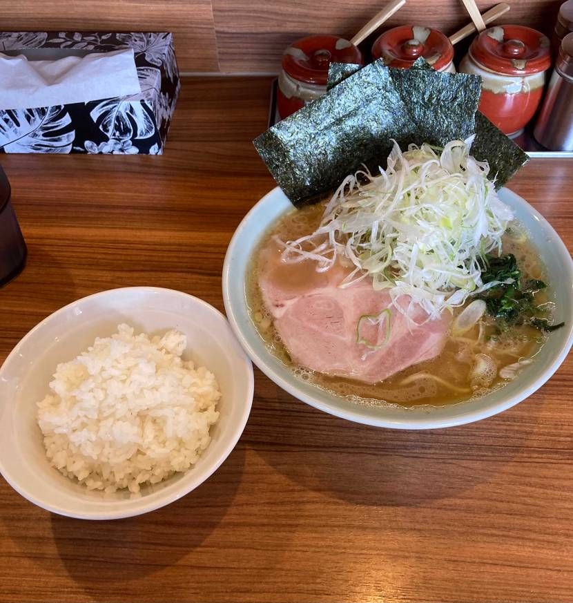 完全にラーメンの口になったので今日は家系😇
近所なのでサンダルで
キーン×ガ