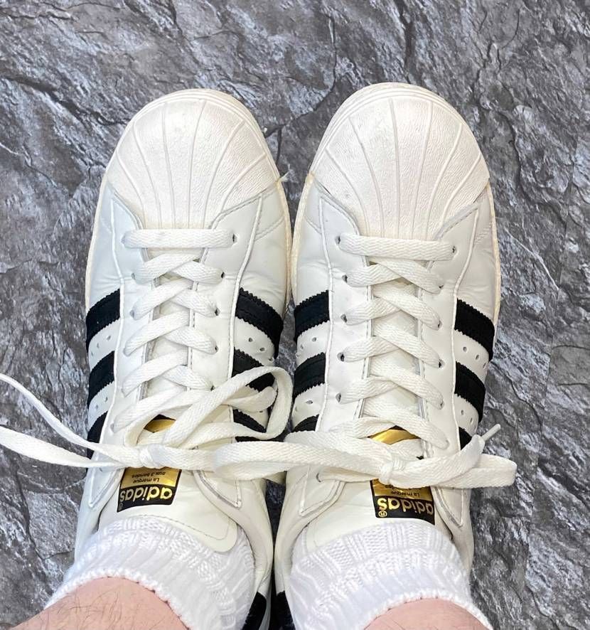 本日有休につき2足目は80s白黒🙂
そして病院も2件目🤮