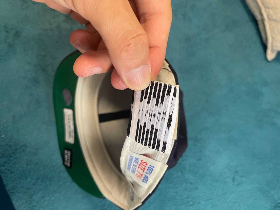 こちらの商品お持ちの方教えてください
サイズが、自分の持っている同じサイズより