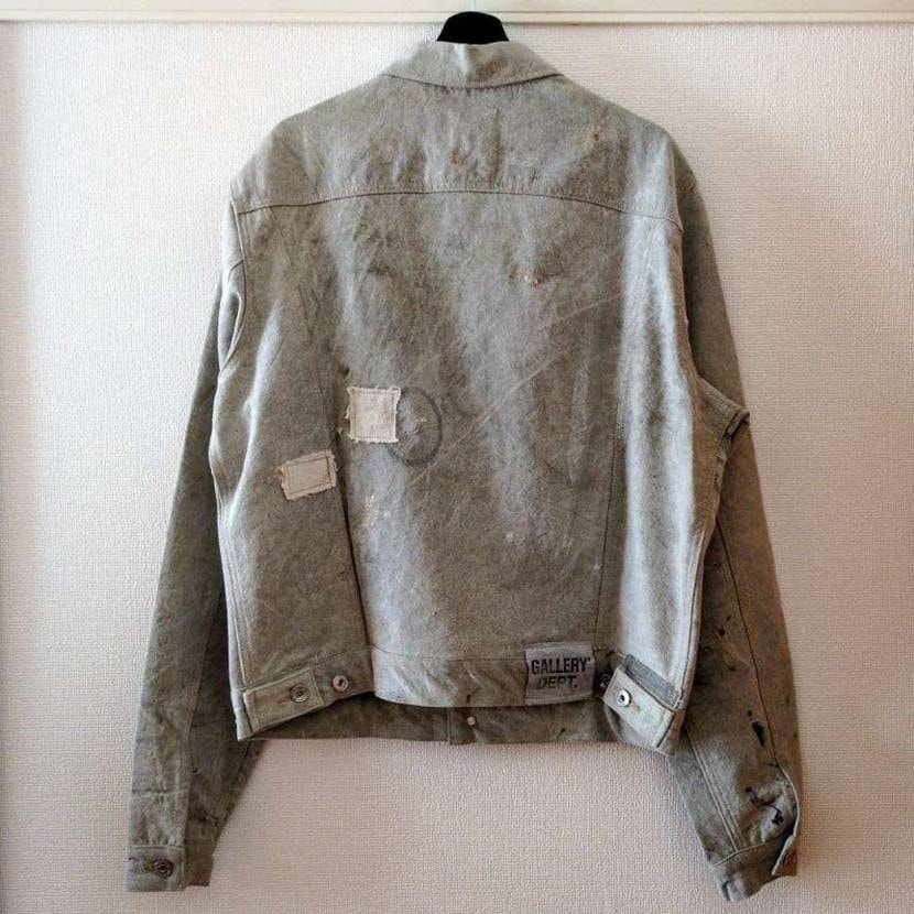 今引っ越しで早く荷物を減らさないといけないため、めっちゃ価格下げてます👀
誰か