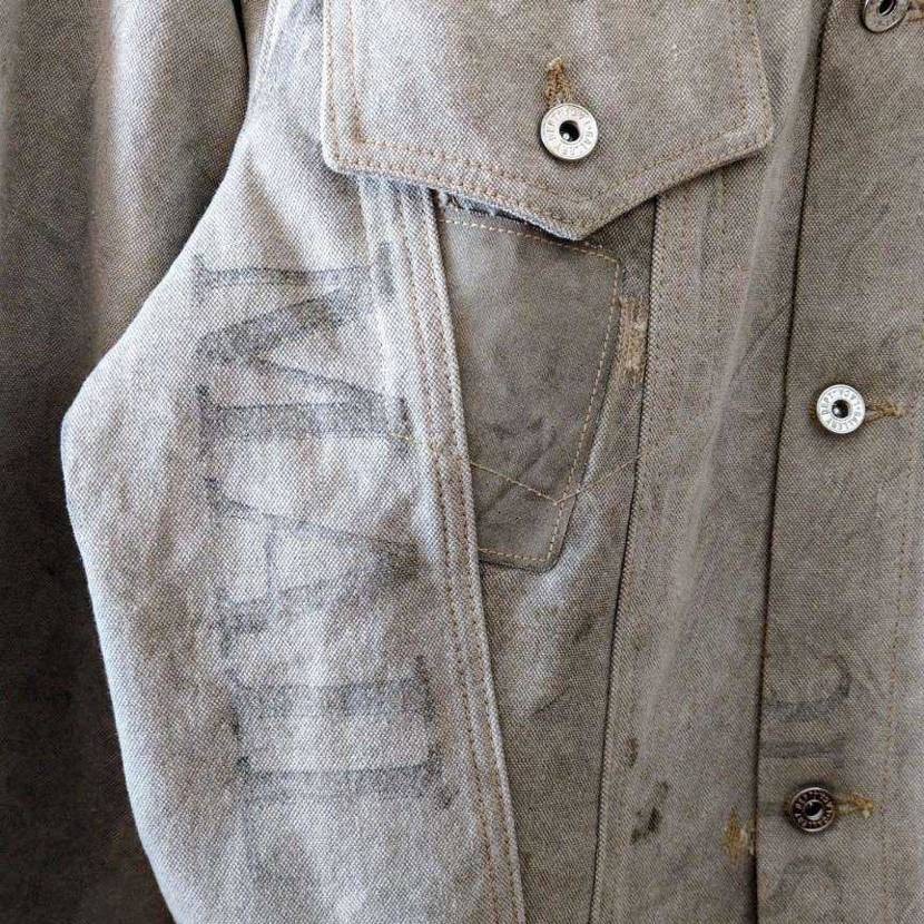 今引っ越しで早く荷物を減らさないといけないため、めっちゃ価格