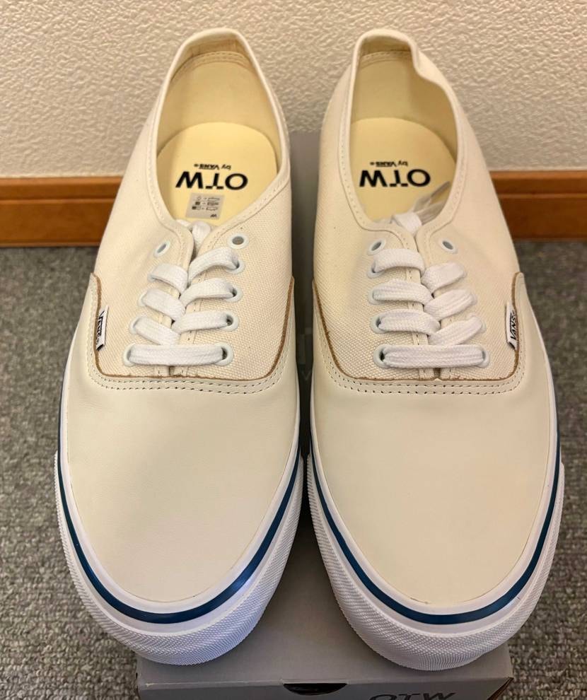 OTWオーセンティック届きました。
初OTWです。VANS