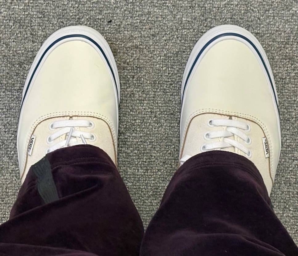 OTWオーセンティック届きました。
初OTWです。VANS