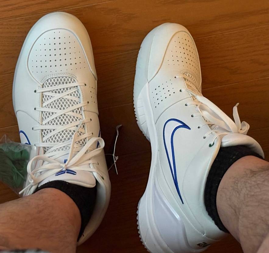 久々のNIKEなのと初コービーです。
結果はダラス・マーベ