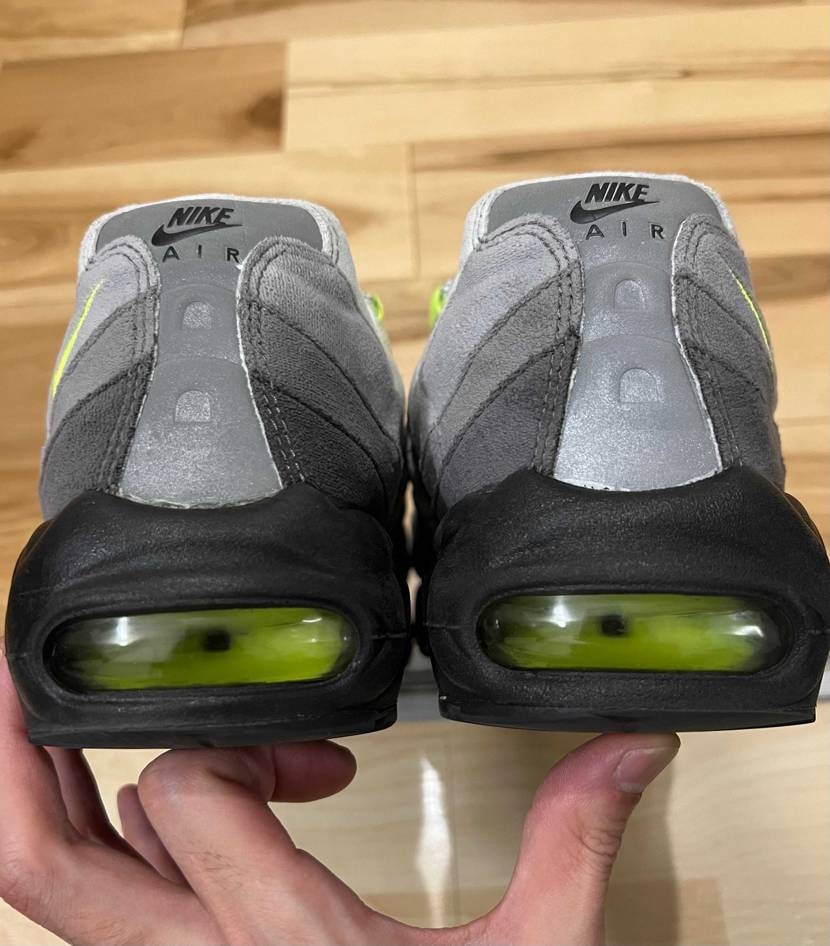 もっと早くに知りたかった。。

このモデルは
Nike