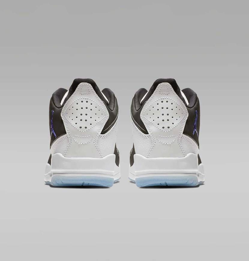 在庫1点です。サイズ28cmです。