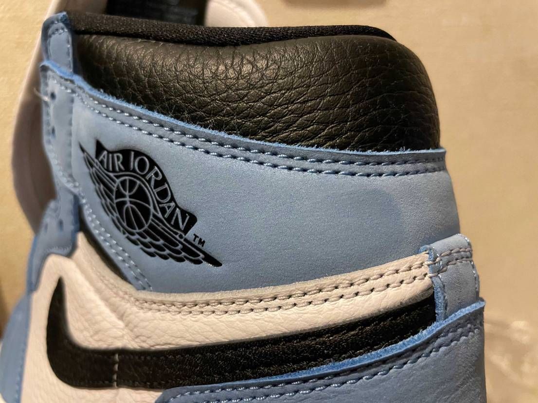 昨日帰宅後検品確認してから寝るまでの間にコロニルの皮クリーム