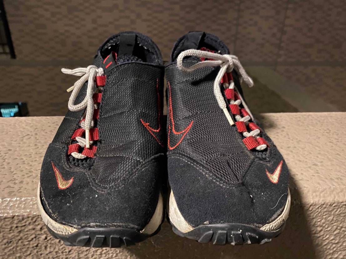 NIKE AIR FOOTSCAPE、1996年モデル🧐
一番最初のモデルです