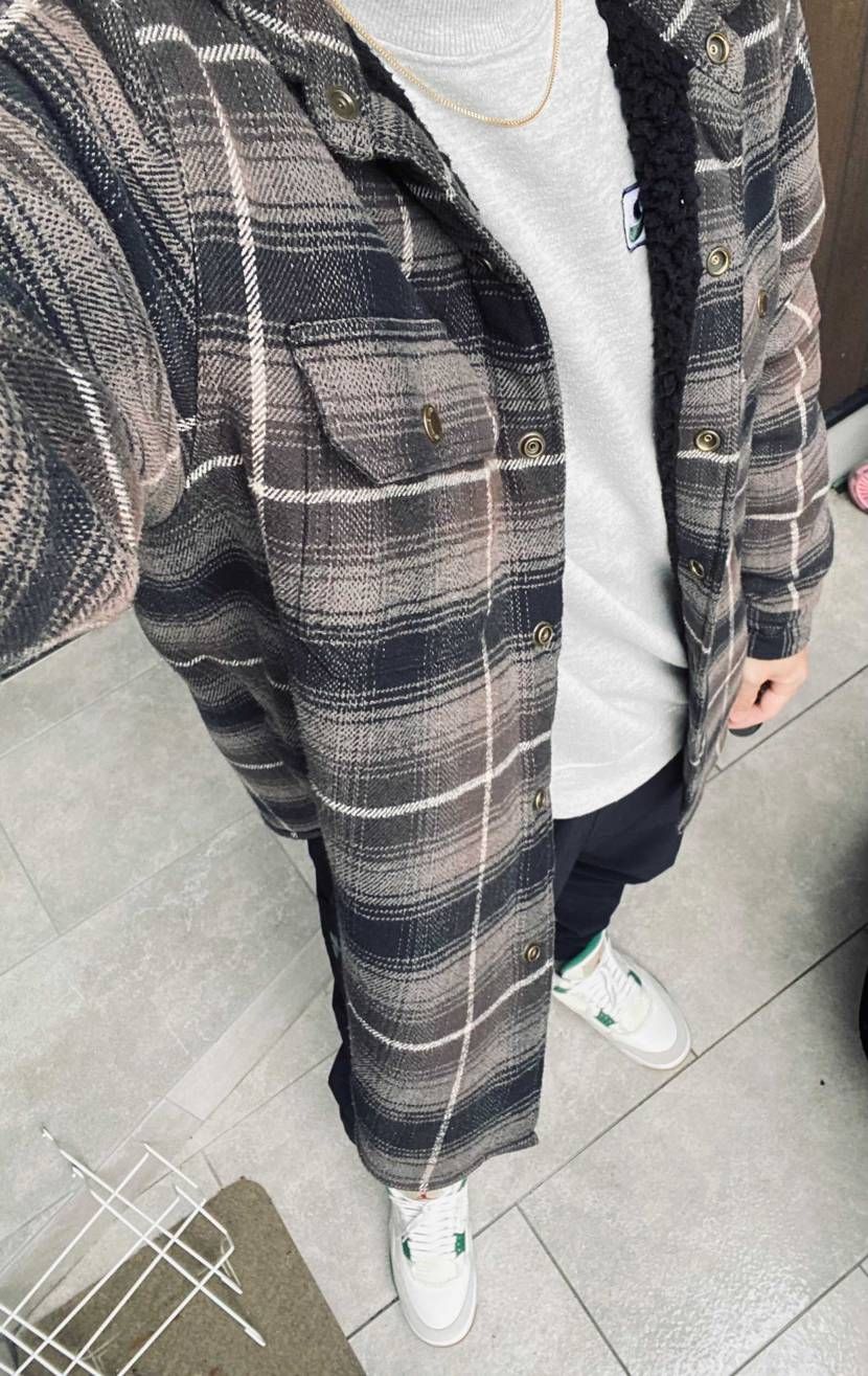 久々の投稿失礼します🙄☔️
ちょいとバタバタして、なかなか👟も履けずにモヤ