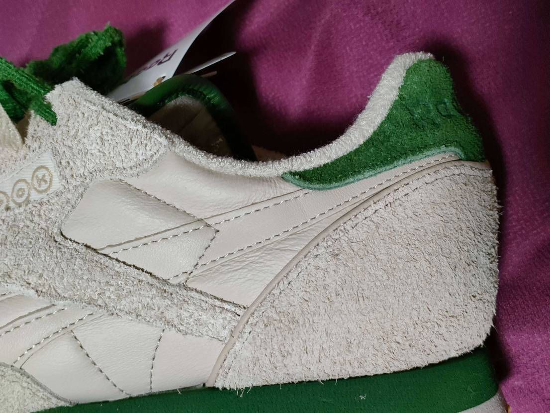 END. X REEBOK CLASSIC LEATHER 