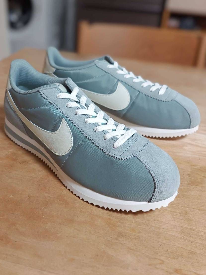 Nike Cortez TXT

ひさしぶりのコルテッツ！クッションも良く履