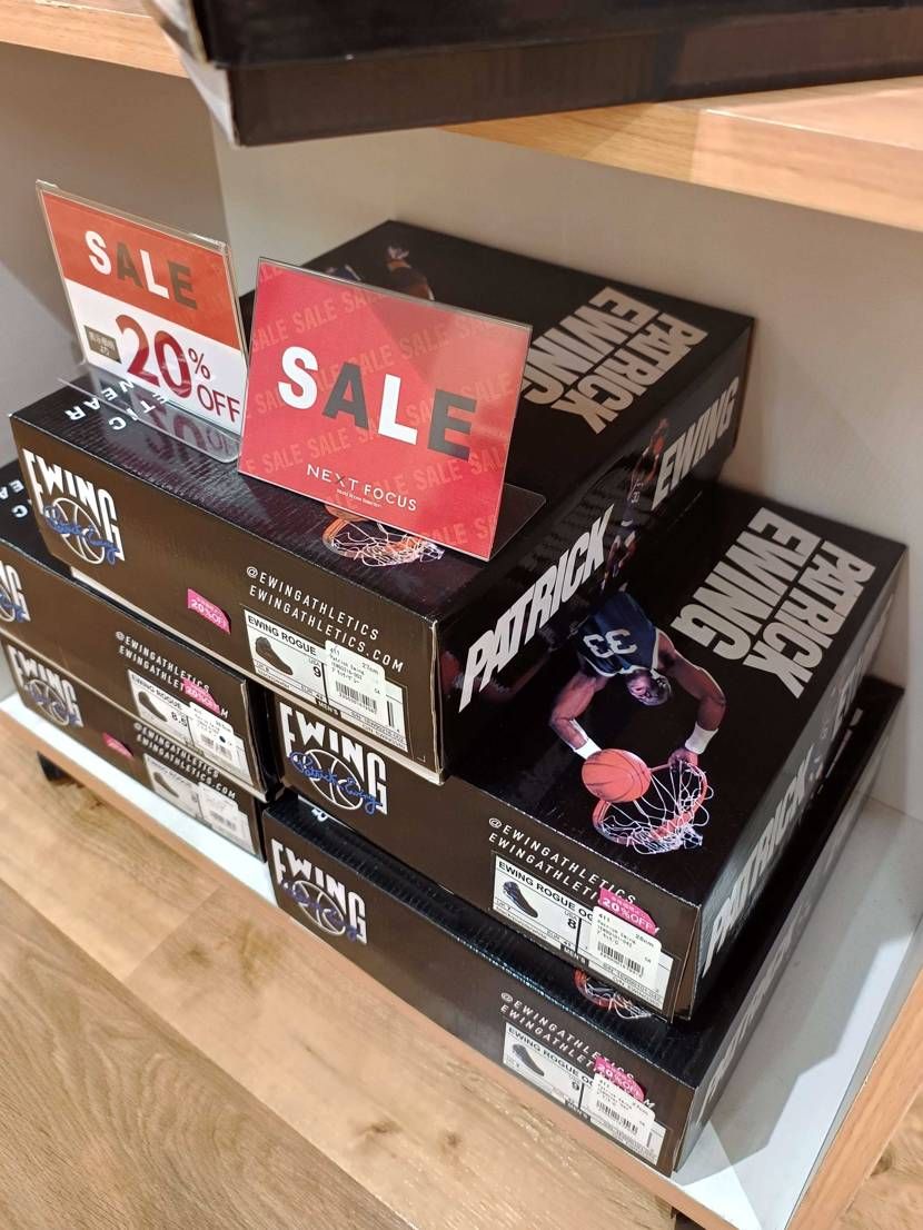 名古屋にて
EWING、PONY,STARTERとマニアッ