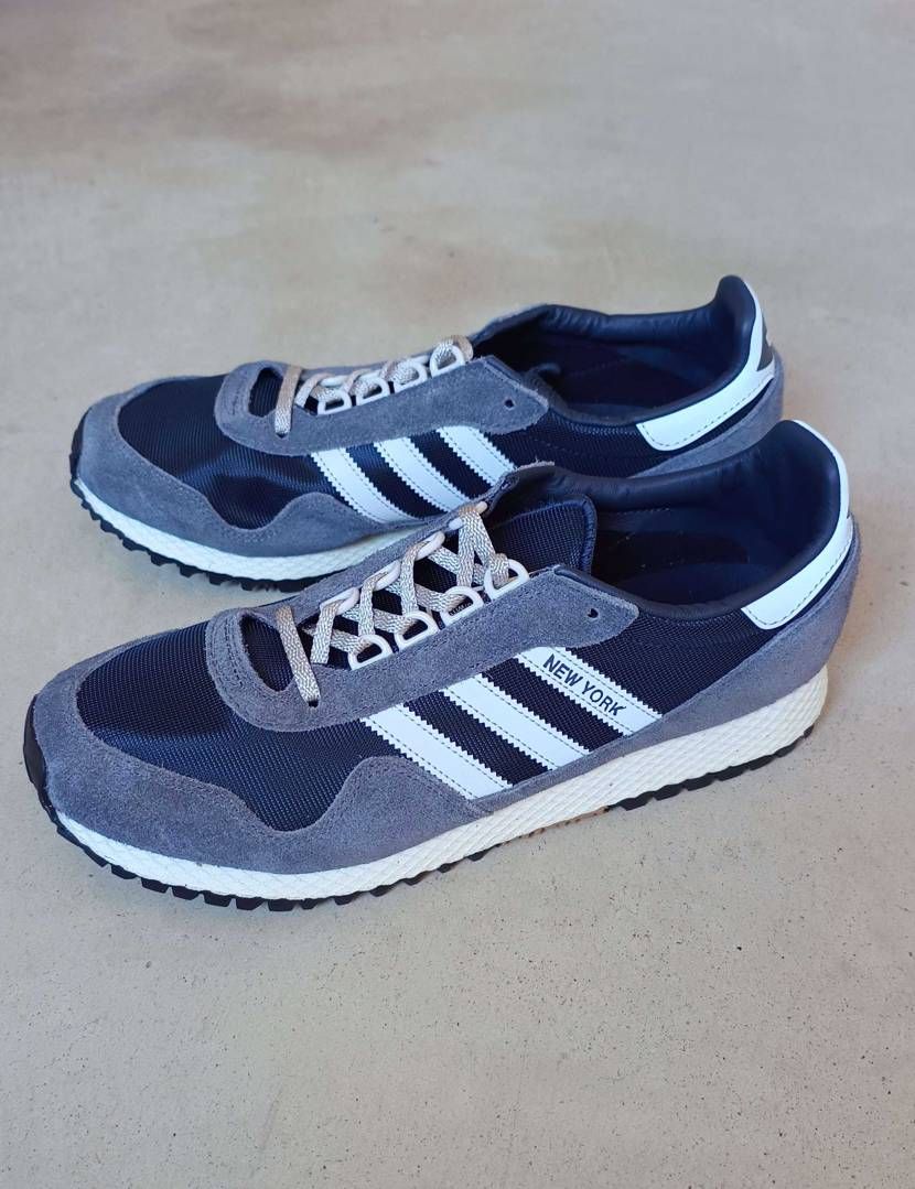 adidas NEW YORK👟🗽🇺🇸
やっと履けた😊