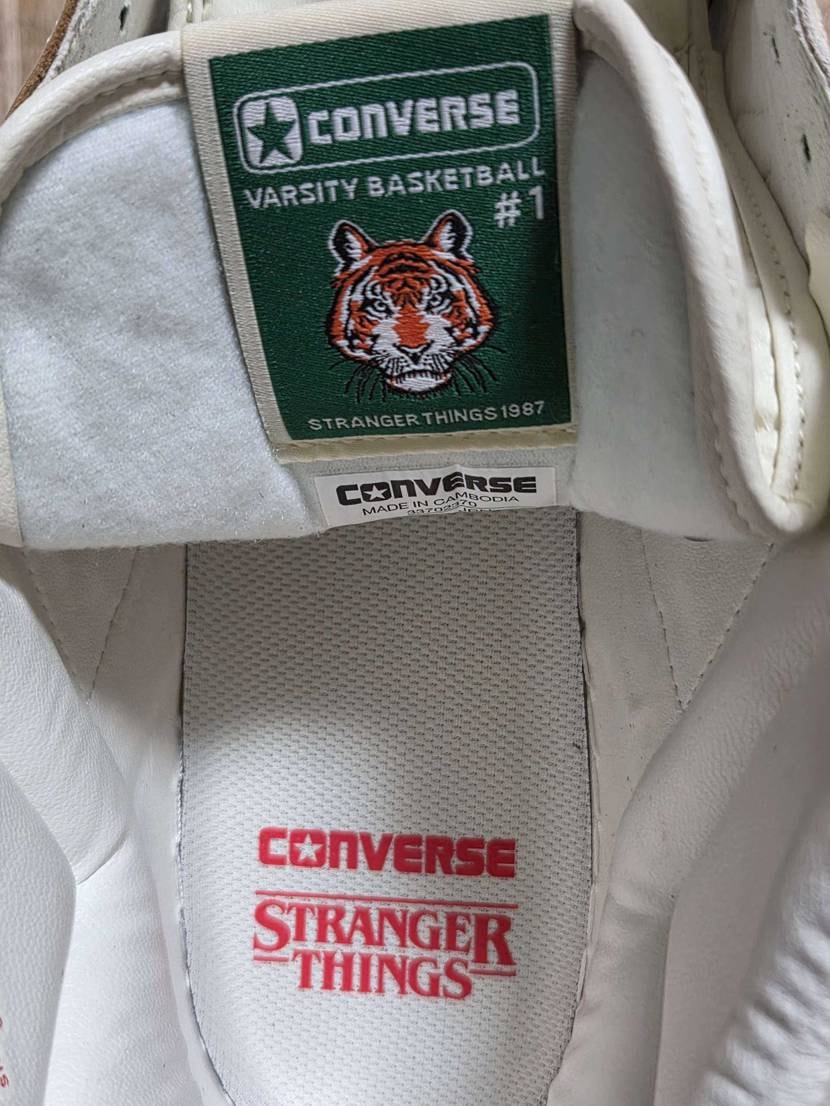 Strangerthings WEAPON
茶心レザー最高