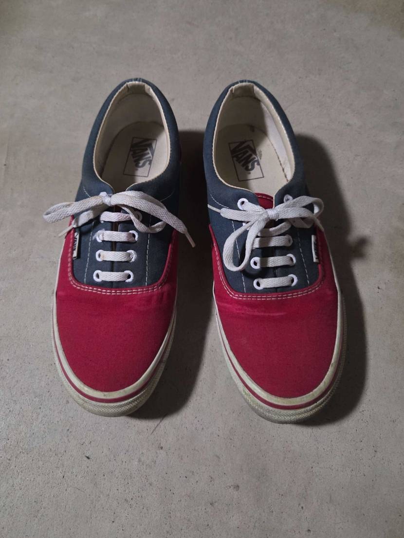 ボロボロなERA👟新しく買い換えたい！サイズUpもしたいし