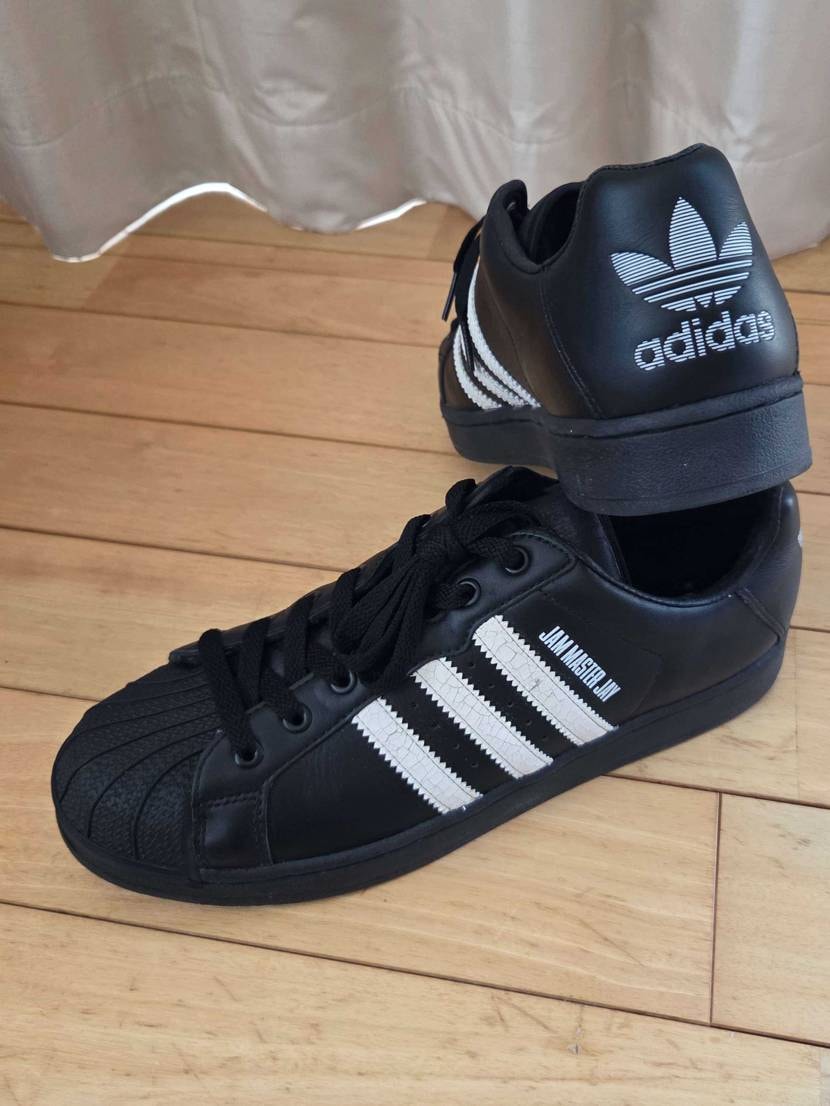My adidas
RUN DMC👟