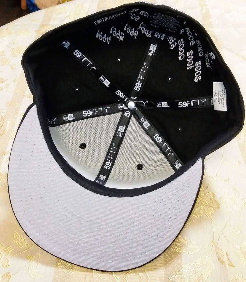 SupremeのNEW ERA キャップ、日本未発売のサイズ