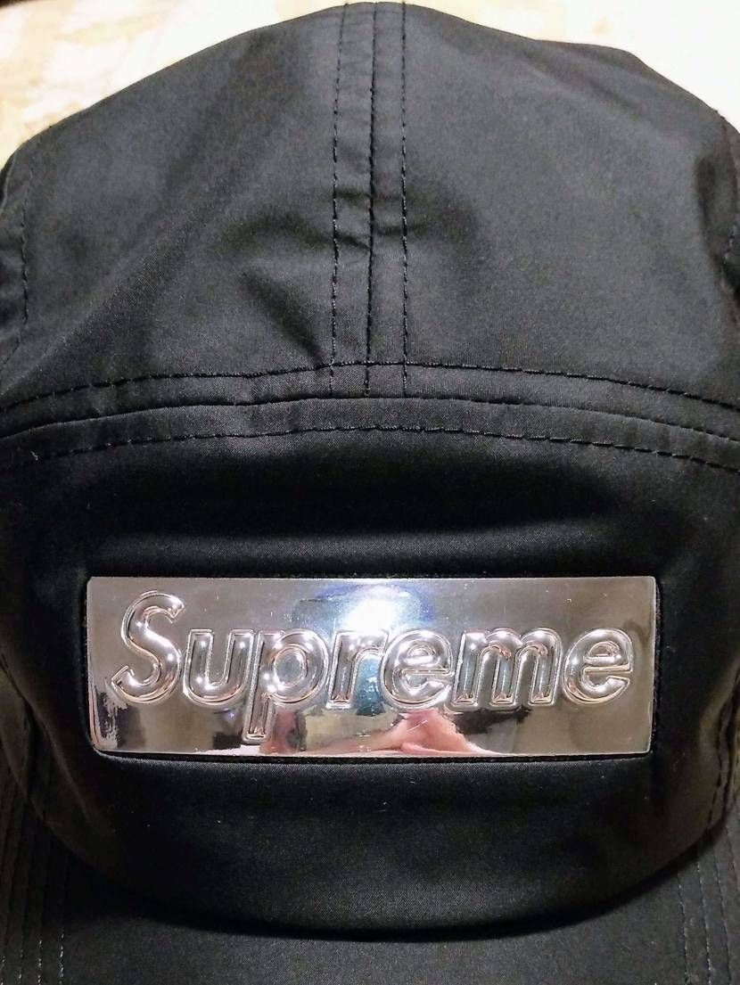 コレクション整理の為、SupremeのCAPを出品させて頂き