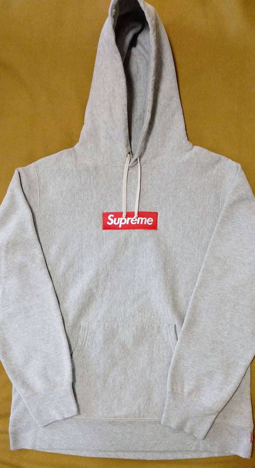 コレクション整理の為、Supremeのボックスロゴパーカーを出品させて頂きました