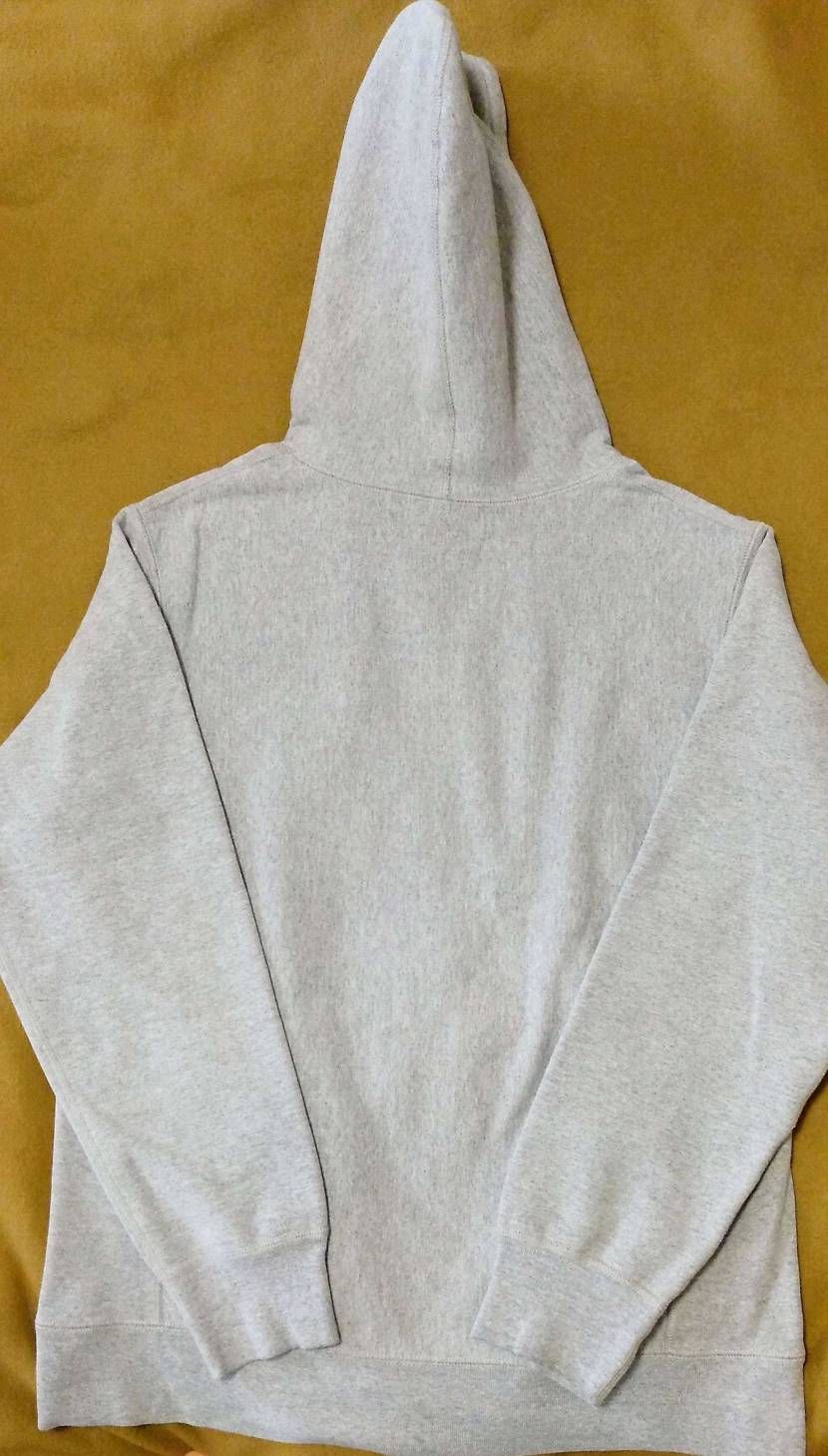 コレクション整理の為、Supremeのボックスロゴパーカーを