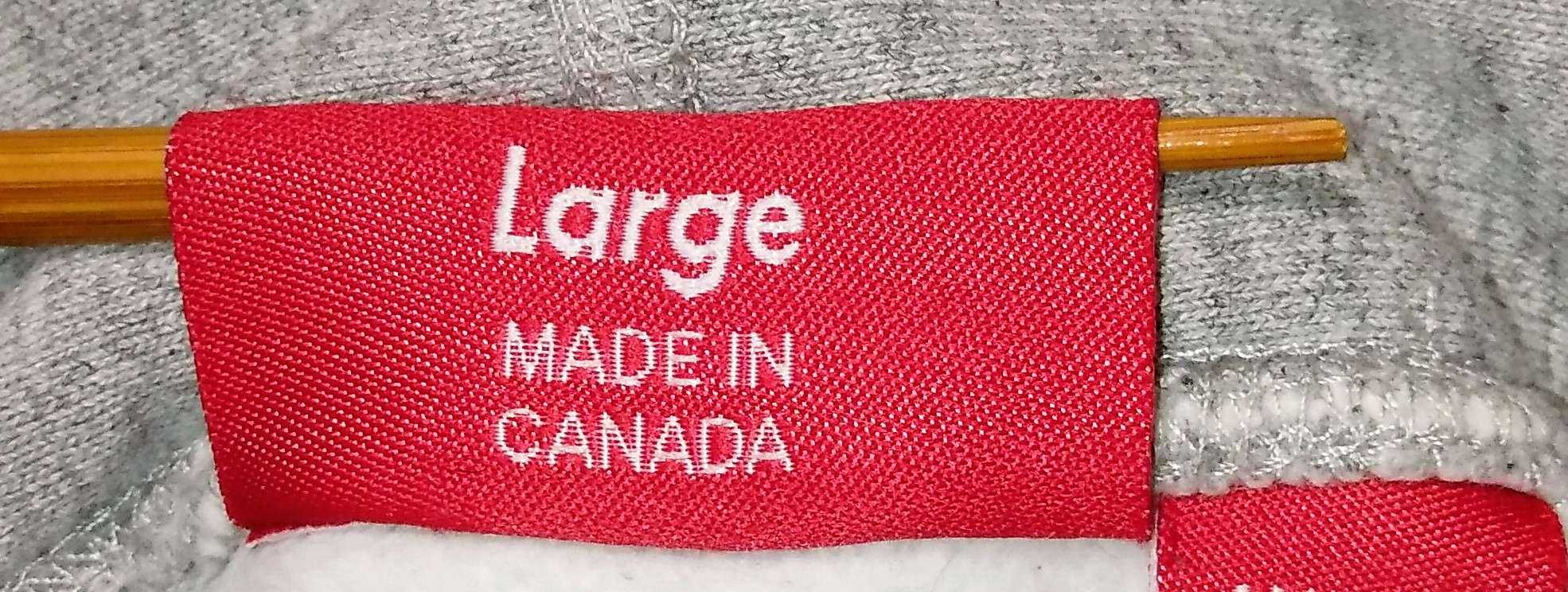 コレクション整理の為、Supremeのボックスロゴパーカーを