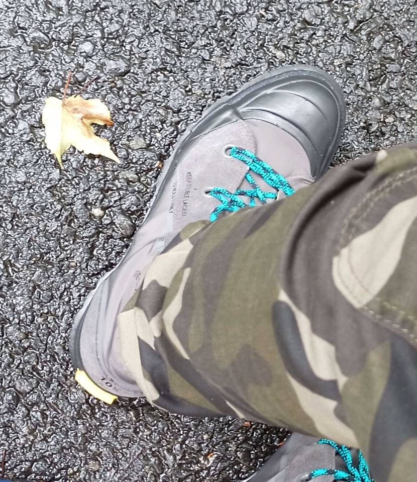 インスタ並んで来た。コンバース履いてるの自分だけで笑えたww