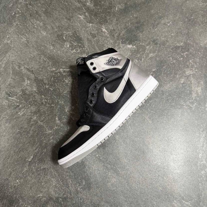 Nike Air Jordan 1 Retro Low OG