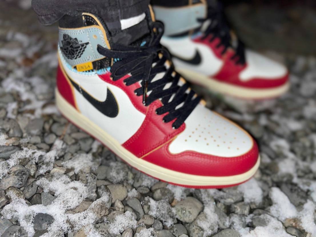 仕事納め🦙
先日の話になりますが、仕事終わりの日に気合を入れてユニオン履いてみ