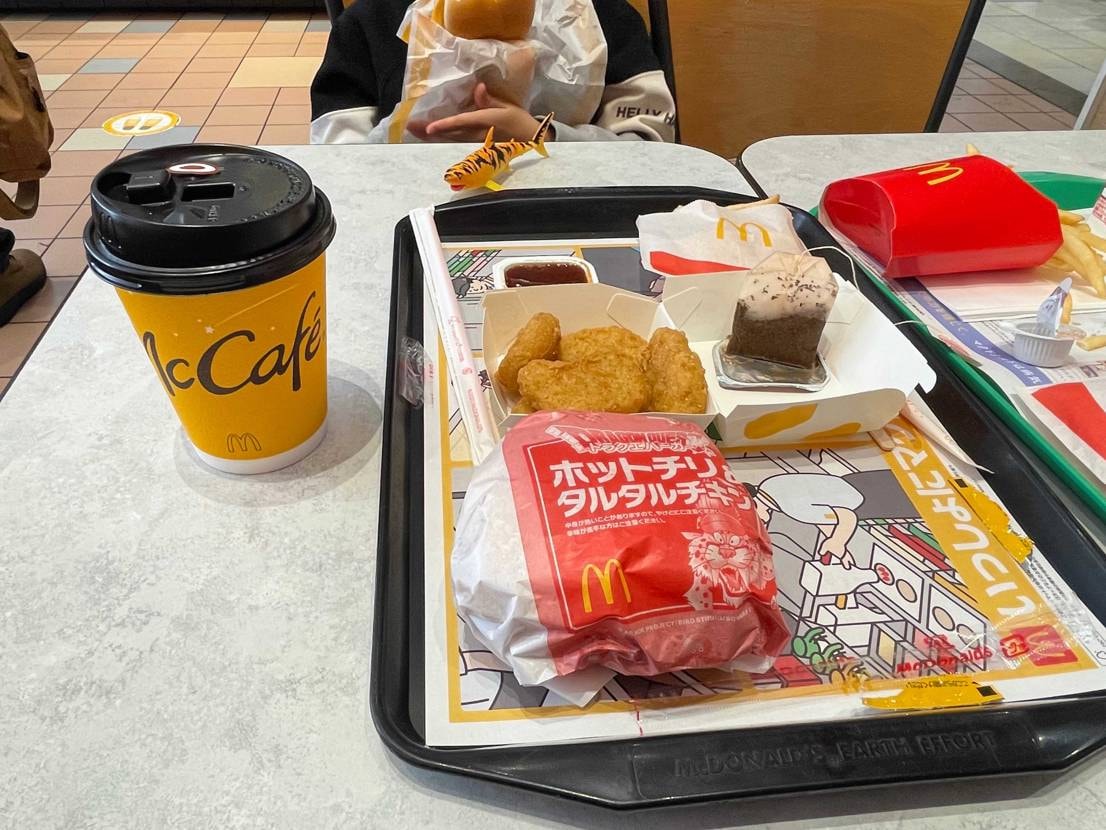 本日は家のお片付け🦙

先週、次男の勉強机が届いたので、