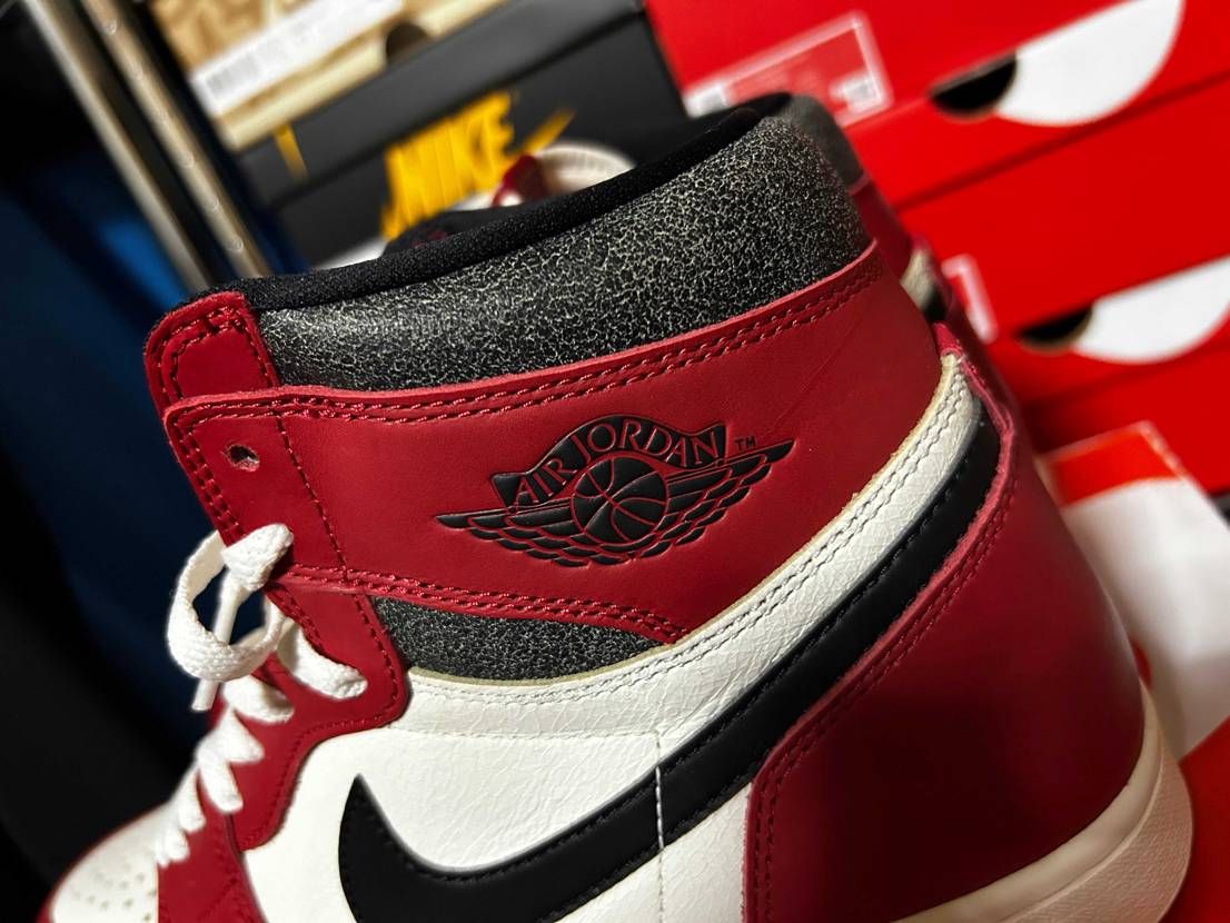 昨日NIKEから到着！
BOXも特別感あってGood👍
クラックレザー賛否あ