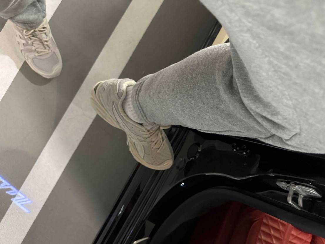 KAYANO14 OYSTERでお出掛け。
最近はasicsが頻度高め。
履