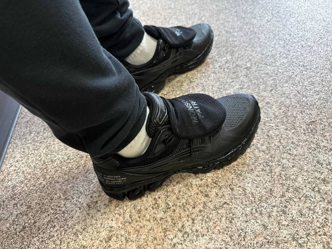 本日は雨に強そうなサボタージュ×asics。
#asics