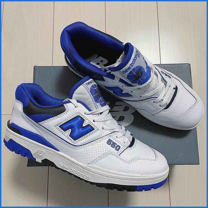ひっっっさしぶりにNIKE以外のスニーカー買った笑
見た瞬間一目惚れ。
この