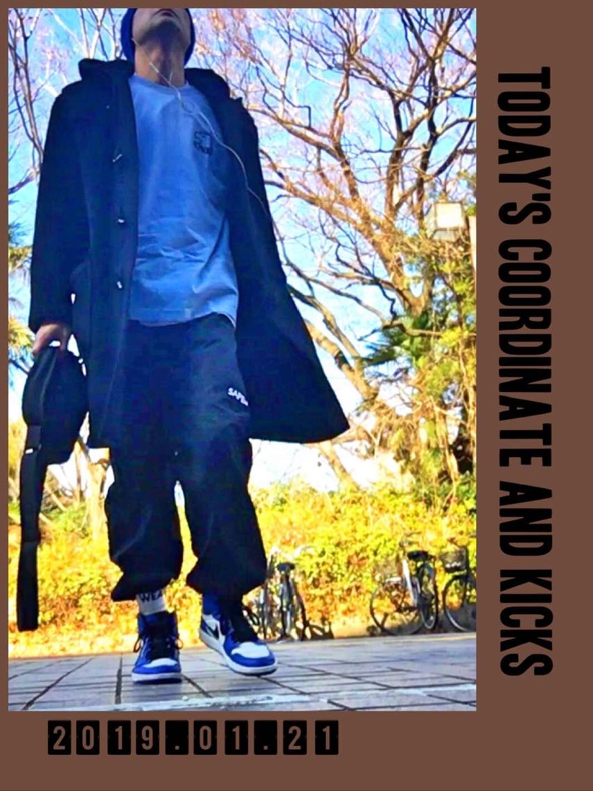 ・
🚶🏽♂️👟Today's Coordinate and Kicks