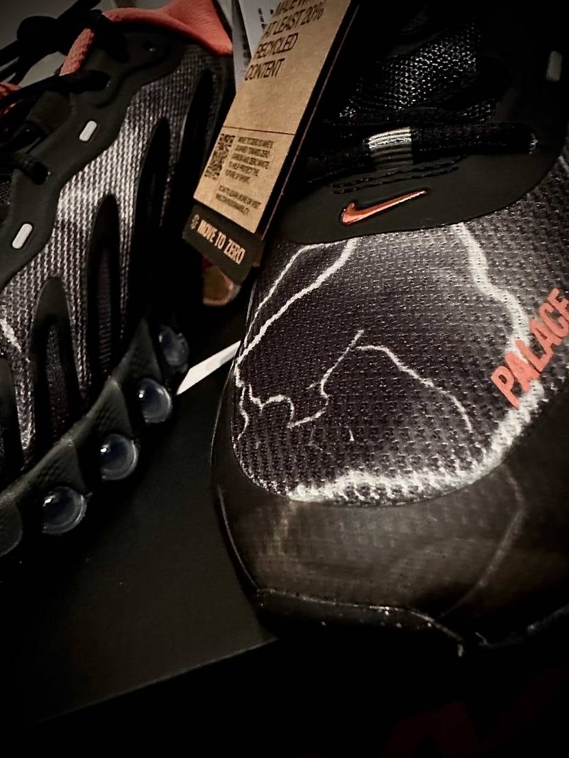 DN8シリーズはこれで3足目ですが、アッパーはインラインのカ