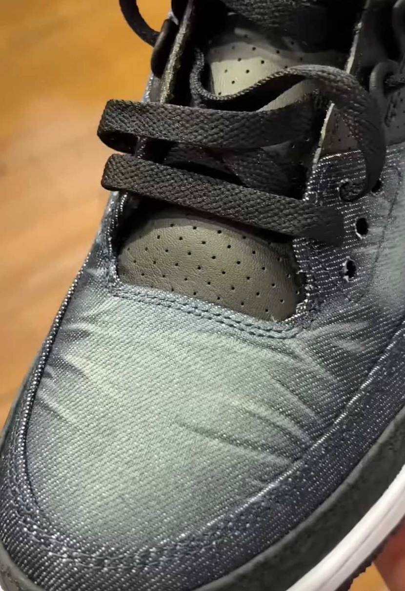 シカゴのお店いいですね👀
バーシティジャケットもあるし、A