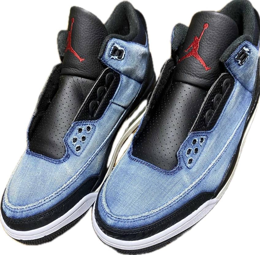 カスタマイズされてる方の投稿を見て
感化され自分もカスタムしてみました
色落